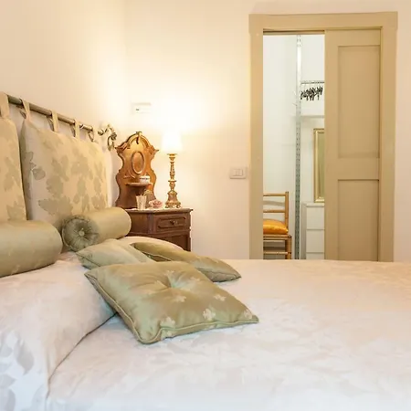 Apartment Borgo Dei Salinari